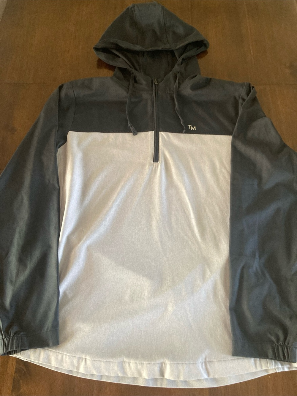 Travis Mathew Men's Two-Tone Hooded Half-Zip Pullover Jacket - Gray/black